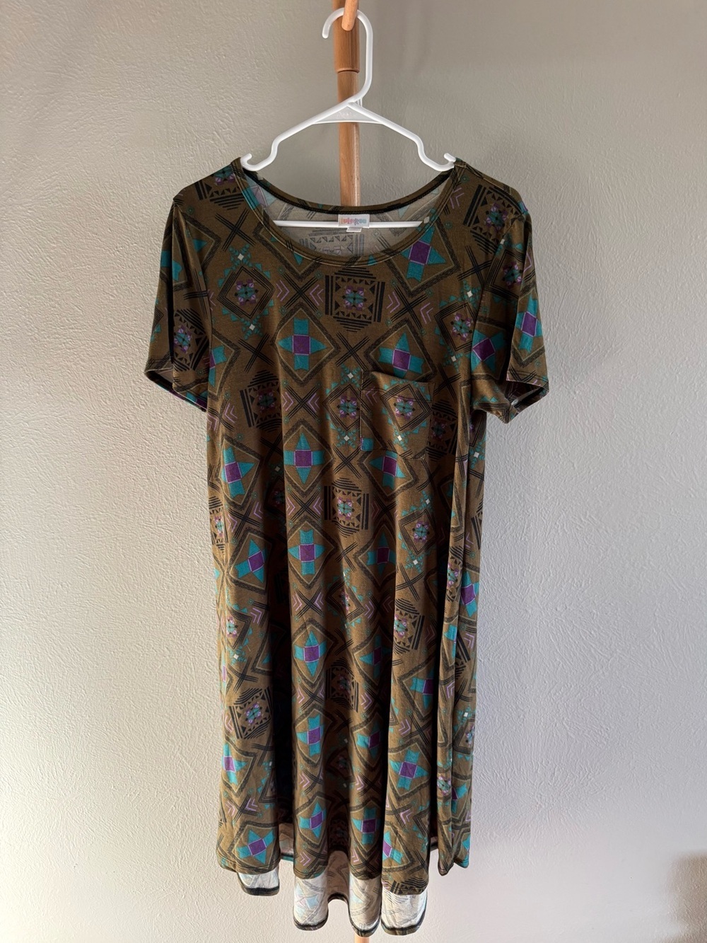 LulaRoe Carly Olive Green Patterned Short Sleeve Dress Women’s Size Medium